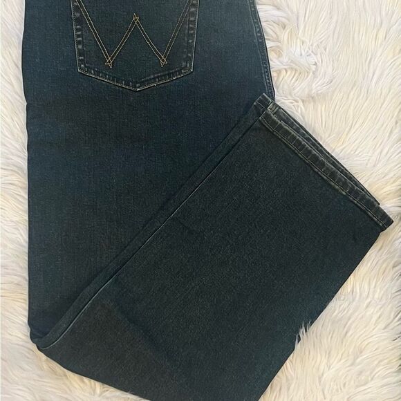 WRANGLER Men's Slim Straight Fit Jean male, Carolina Size 40X30 - Picture 13 of 13